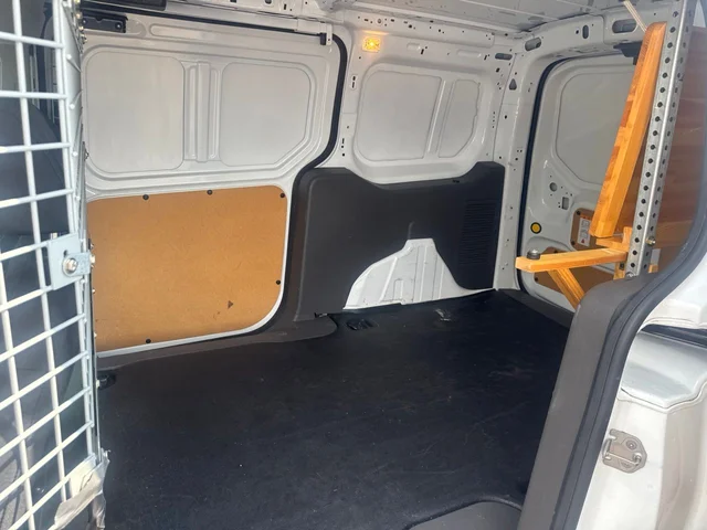 SEMINUEVOS FORD Transit Connect a Estados en autogozo