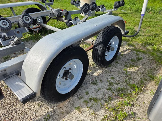 SEMINUEVOS BOAT Trailer a Estados en autogozo