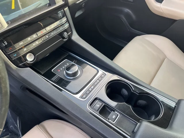 SEMINUEVOS JAGUAR F-PACE a Estados en autogozo