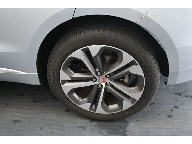 SEMINUEVOS JAGUAR F-PACE a Estados en autogozo