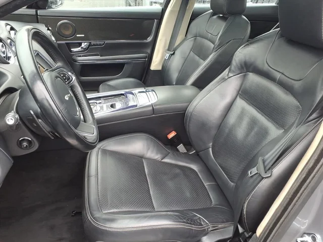 SEMINUEVOS JAGUAR XJ a Vauxhall en Maplecrest Ford Lincoln of Union