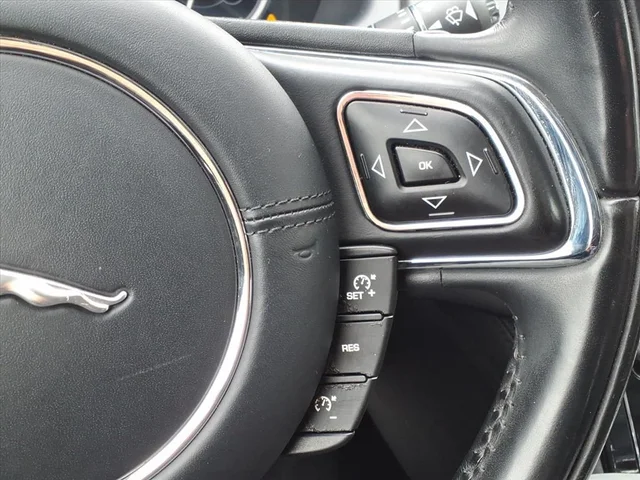 SEMINUEVOS JAGUAR XJ a Vauxhall en Maplecrest Ford Lincoln of Union