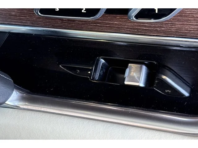 SEMINUEVOS LAND ROVER Range Rover at ELK GROVE in Elk Grove Buick GMC