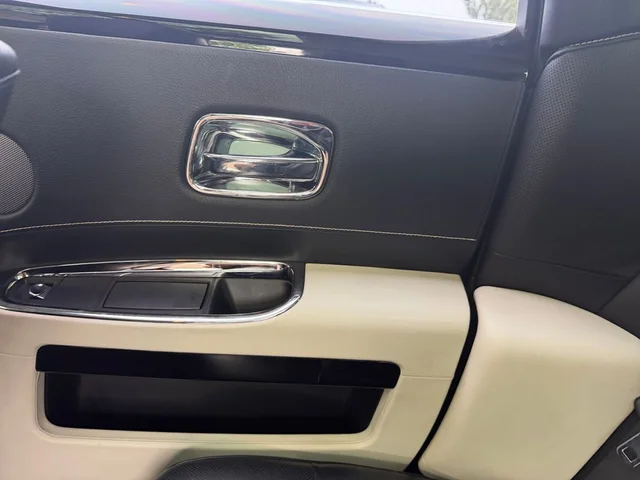 SEMINUEVOS ROLLS-ROYCE Ghost a Estados en autogozo