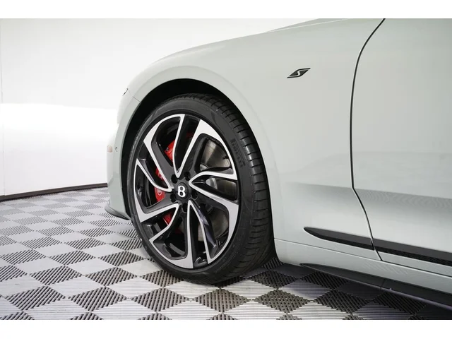 Nuevos BENTLEY CONTINENTAL GT à Estados chez autogozo