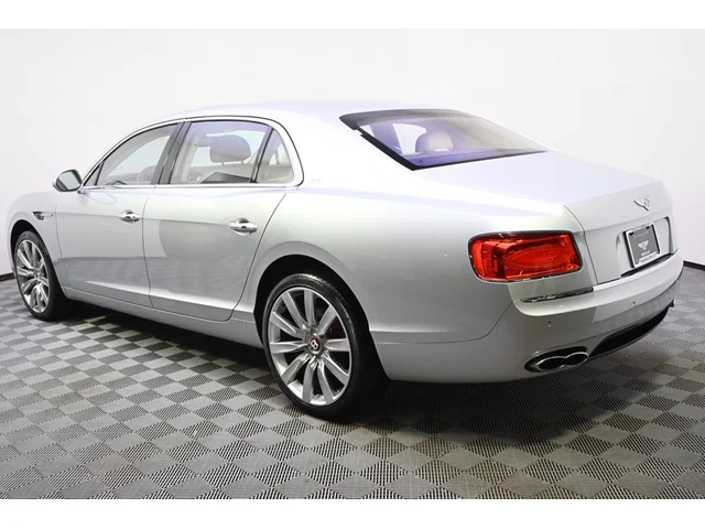 SEMINUEVOS BENTLEY Flying Spur a Estados en autogozo