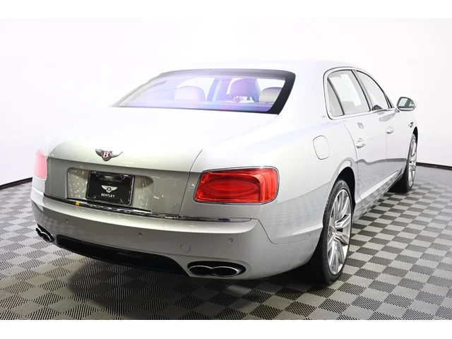 SEMINUEVOS BENTLEY Flying Spur a Estados en autogozo