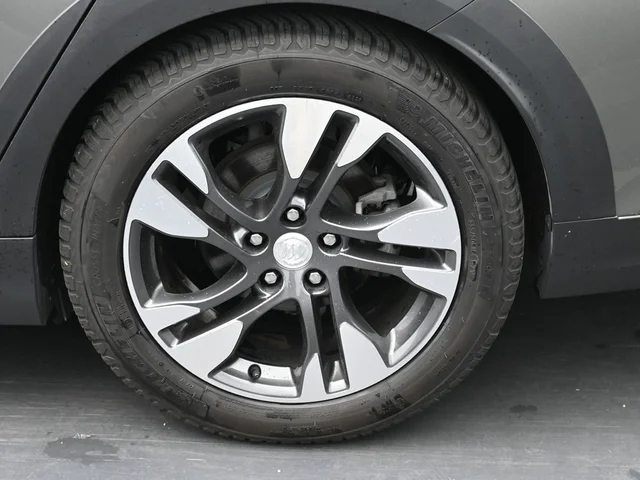 SEMINUEVOS BUICK Regal TourX a Estados en autogozo