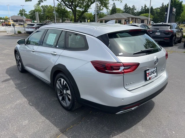 SEMINUEVOS BUICK Regal TourX a Estados en autogozo