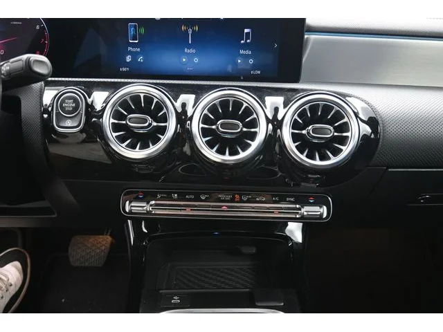 SEMINUEVOS MERCEDES-BENZ CLA a Estados en autogozo