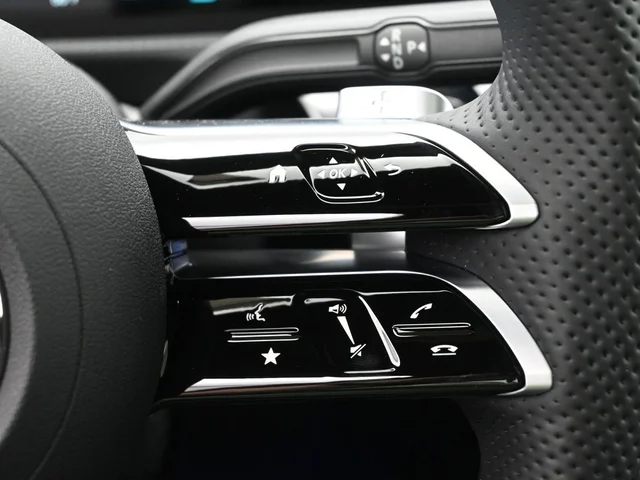 Nuevos MERCEDES-BENZ CLA à Estados chez autogozo