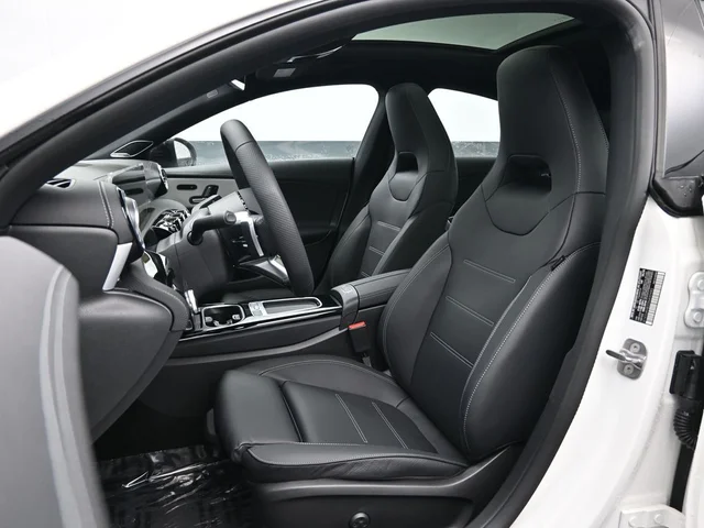 Nuevos MERCEDES-BENZ CLA à Estados chez autogozo