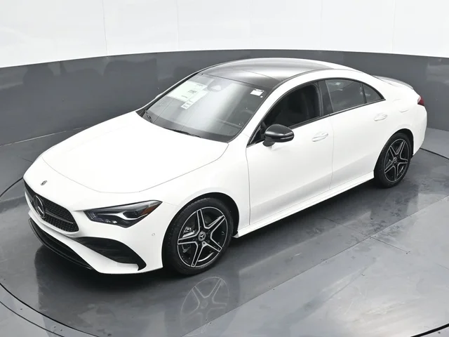 Nuevos MERCEDES-BENZ CLA à Estados chez autogozo