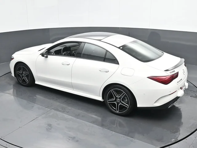 Nuevos MERCEDES-BENZ CLA à Estados chez autogozo