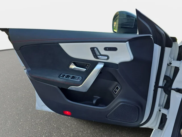 SEMINUEVOS MERCEDES-BENZ CLA a Estados en autogozo