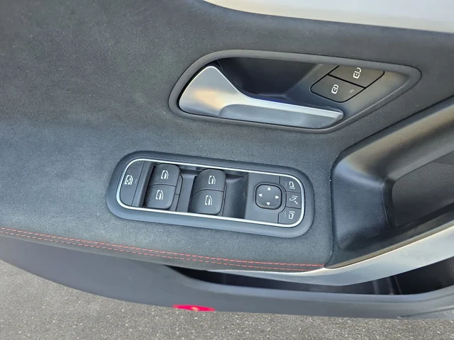 SEMINUEVOS MERCEDES-BENZ CLA a Estados en autogozo
