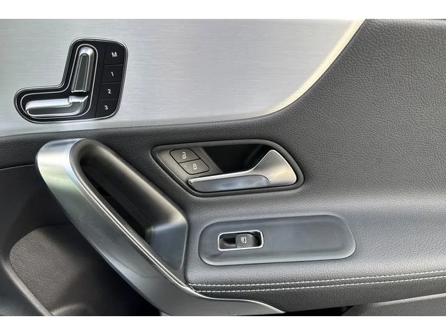 SEMINUEVOS MERCEDES-BENZ CLA at ELK GROVE in Elk Grove Buick GMC