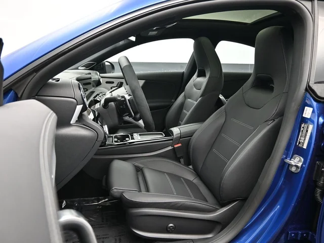 Nuevos MERCEDES-BENZ CLA à Estados chez autogozo