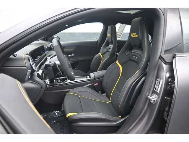 Nuevos MERCEDES-BENZ CLA à Estados chez autogozo