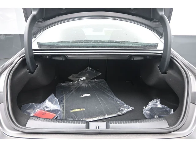 Nuevos MERCEDES-BENZ CLA à Estados chez autogozo