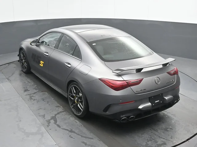 Nuevos MERCEDES-BENZ CLA à Estados chez autogozo