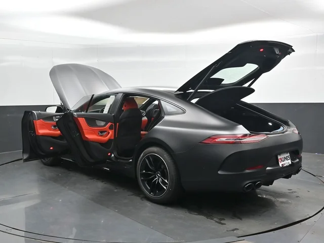 Nuevos MERCEDES-BENZ AMGÂ® GT 43 à Estados chez autogozo