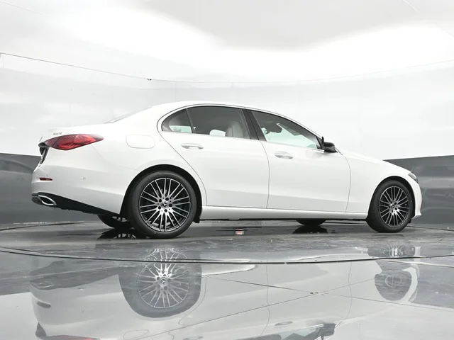 Nuevos MERCEDES-BENZ C-CLASS à Estados chez autogozo