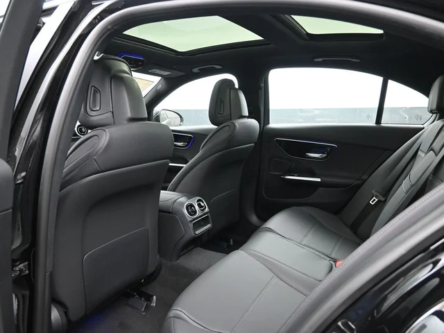 Nuevos MERCEDES-BENZ C-CLASS à Estados chez autogozo