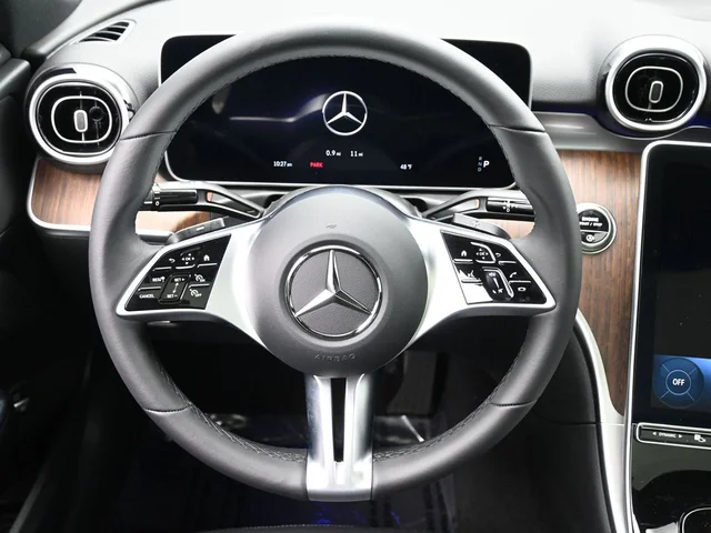 Nuevos MERCEDES-BENZ C-CLASS à Estados chez autogozo