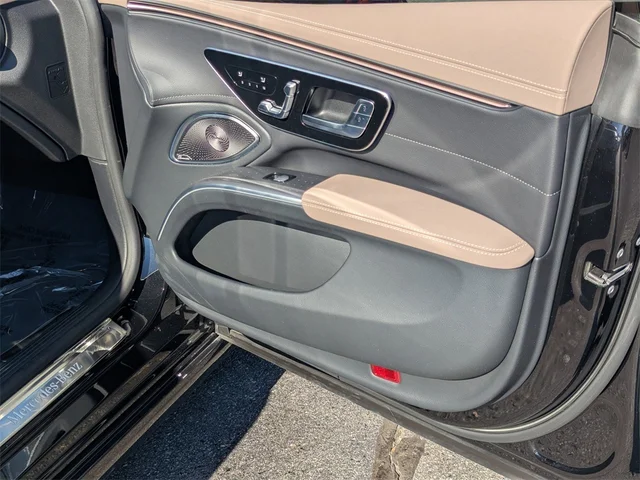 SEMINUEVOS MERCEDES-BENZ EQS at Kennesaw, in Town Center Nissan