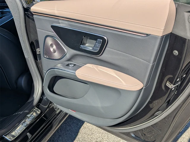 SEMINUEVOS MERCEDES-BENZ EQS at Kennesaw, in Town Center Nissan