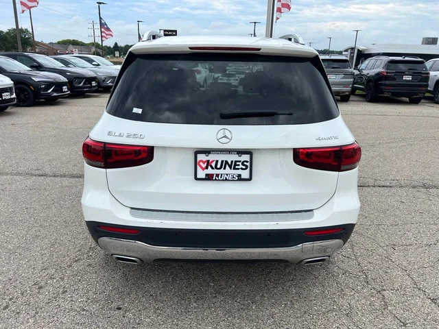 SEMINUEVOS MERCEDES-BENZ GLB a Estados en autogozo