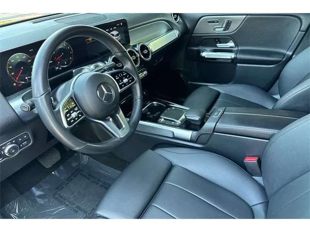 SEMINUEVOS MERCEDES-BENZ GLB at ELK GROVE in Elk Grove Buick GMC