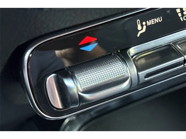SEMINUEVOS MERCEDES-BENZ GLB at ELK GROVE in Elk Grove Buick GMC