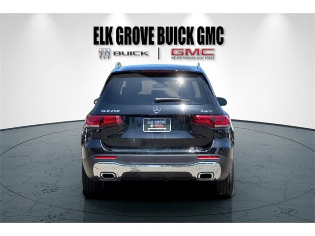 SEMINUEVOS MERCEDES-BENZ GLB at ELK GROVE in Elk Grove Buick GMC