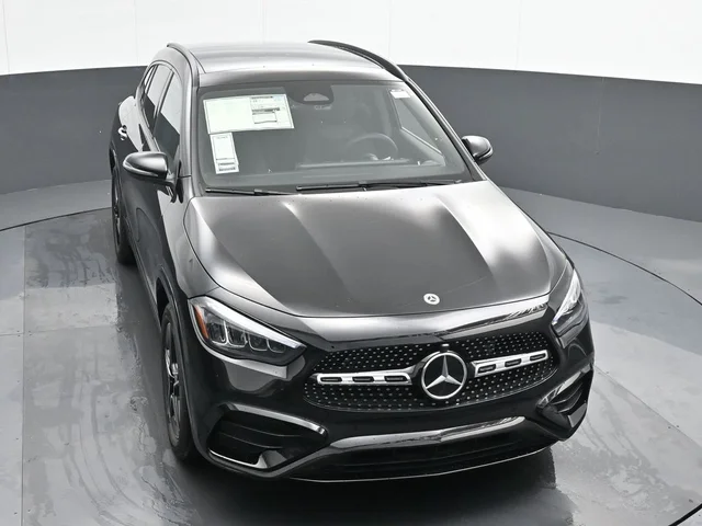 Nuevos MERCEDES-BENZ GLA à Estados chez autogozo
