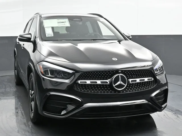 Nuevos MERCEDES-BENZ GLA à Estados chez autogozo