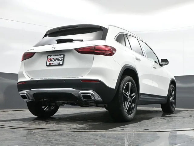 Nuevos MERCEDES-BENZ GLA à Estados chez autogozo