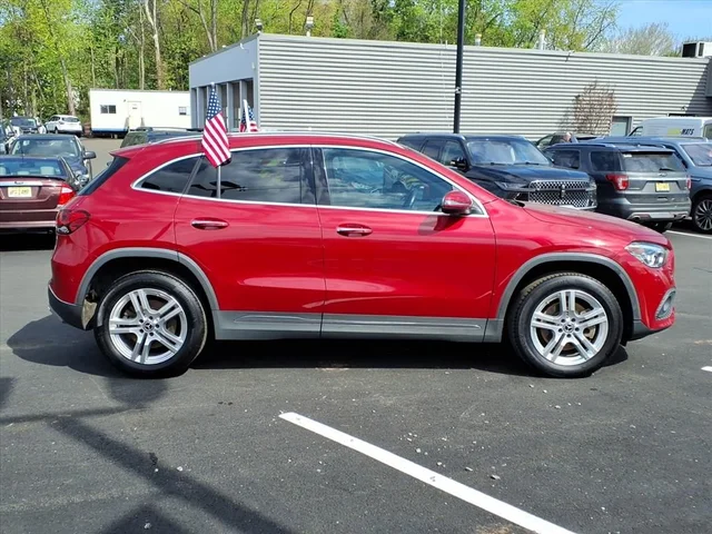 SEMINUEVOS MERCEDES-BENZ GLA a Vauxhall en Maplecrest Ford Lincoln of Union