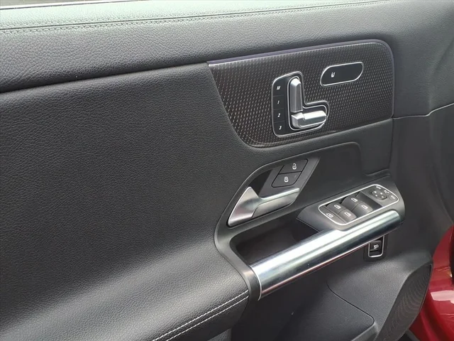 SEMINUEVOS MERCEDES-BENZ GLA a Vauxhall en Maplecrest Ford Lincoln of Union