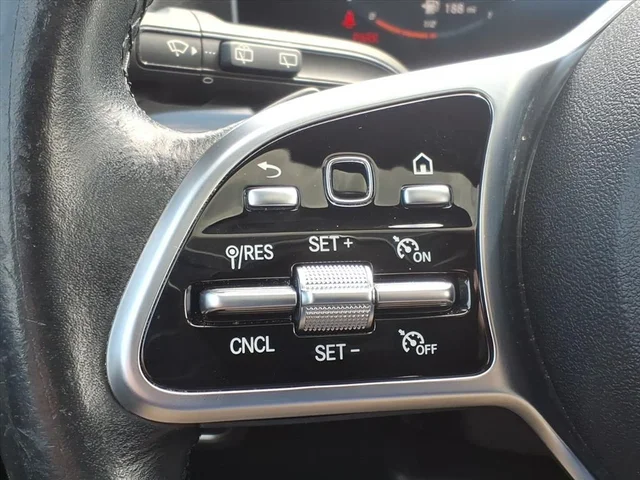 SEMINUEVOS MERCEDES-BENZ GLA a Vauxhall en Maplecrest Ford Lincoln of Union