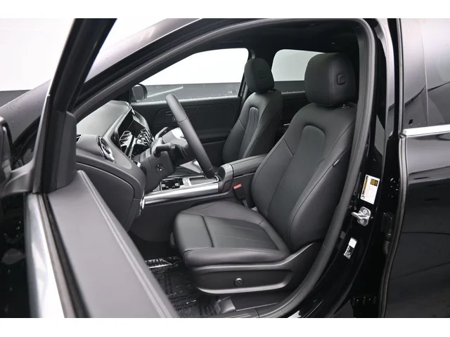 Nuevos MERCEDES-BENZ GLA à Estados chez autogozo