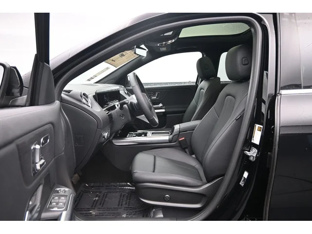 Nuevos MERCEDES-BENZ GLA à Estados chez autogozo