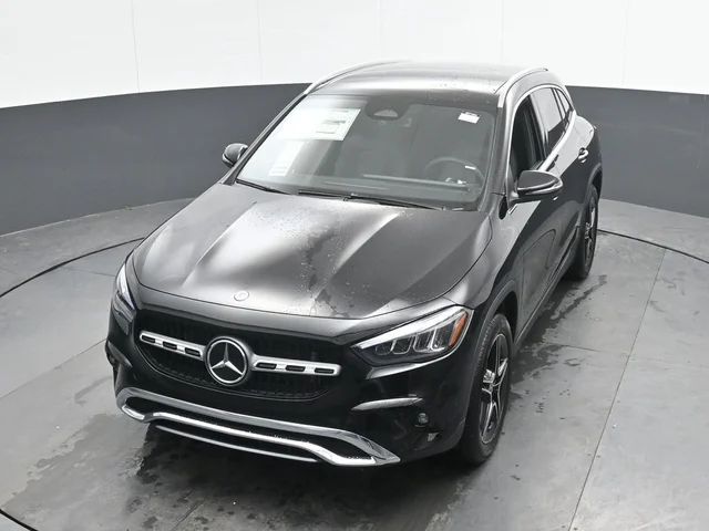Nuevos MERCEDES-BENZ GLA à Estados chez autogozo
