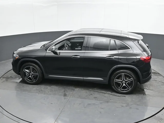 Nuevos MERCEDES-BENZ GLA à Estados chez autogozo