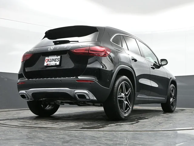 Nuevos MERCEDES-BENZ GLA à Estados chez autogozo