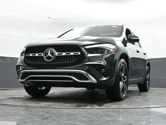 Nuevos MERCEDES-BENZ GLA à Estados chez autogozo