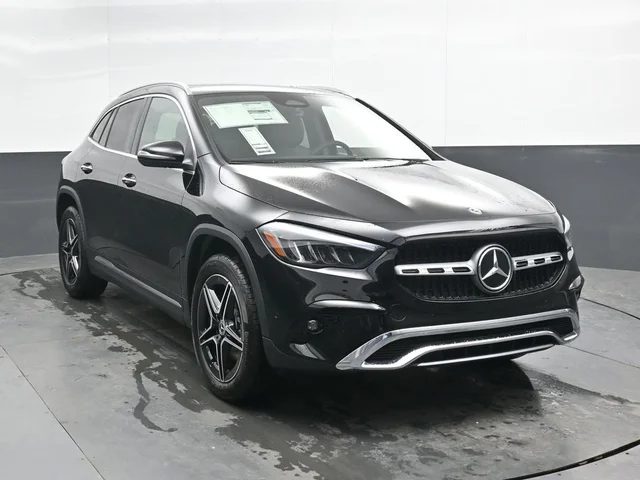 Nuevos MERCEDES-BENZ GLA à Estados chez autogozo