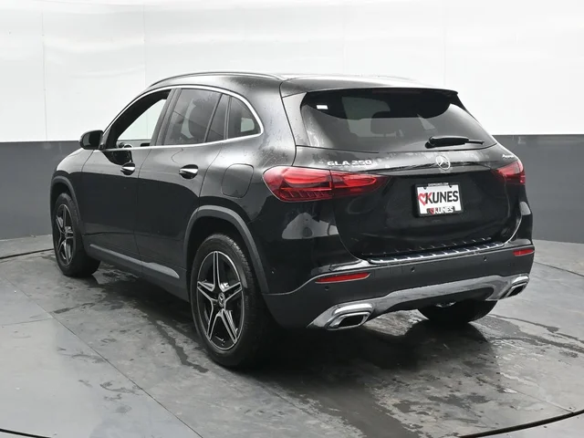 Nuevos MERCEDES-BENZ GLA à Estados chez autogozo