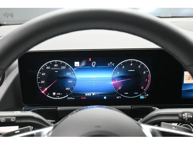 Nuevos MERCEDES-BENZ GLA à Estados chez autogozo